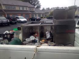 Best Basement Cleanout  in Level Park Oak Park, MI